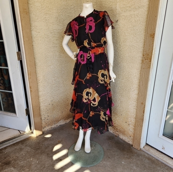 The Martinique Dress by SOUVENIR - Picture 9 of 14